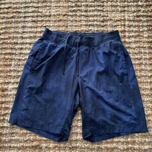 Lululemon T.H.E. Short Linerless 9” Blue Chevron Pattern Men’s Size L NWOT